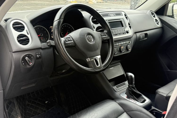 Used Volkswagen Tiguan 2015 1.8TSI Automatic Two-Wheel Drive Comfort Edition Interior 3