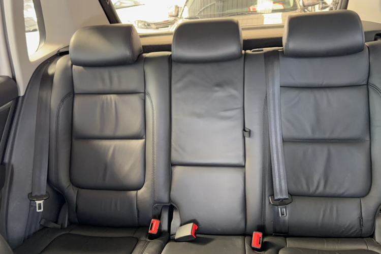 Used Volkswagen Tiguan 2015 1.8TSI Automatic Two-Wheel Drive Comfort Edition Interior 4