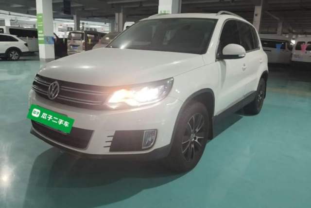 Used Volkswagen Tiguan 2015 2.0 TSI Automatic All-Wheel Drive Luxury Edition
