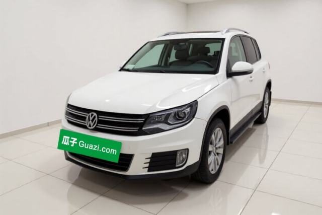 Volkswagen Tiguan 2015 1.8TSI Automatic All-Wheel-Drive Luxury Model de segunda mano