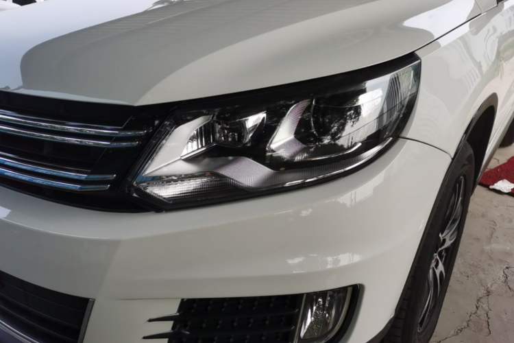 Used Volkswagen Tiguan 2015 1.8TSI Automatic Two-Wheel Drive Luxury Model Left Front Headlight
