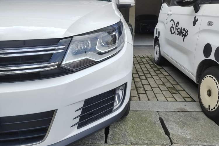 Used Volkswagen Tiguan 2015 1.8TSI Automatic Two-Wheel Drive Luxury Model Left Front Headlight