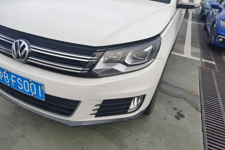 Used Volkswagen Tiguan 2015 1.8TSI Automatic Two-Wheel Drive Luxury Model Left Front Headlight