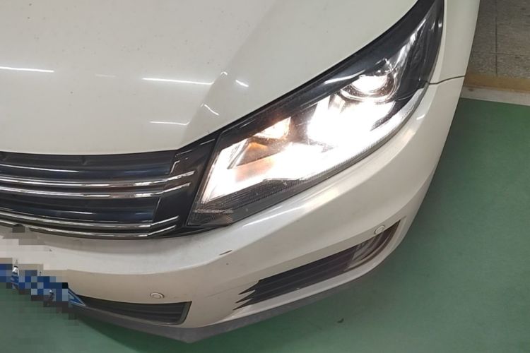 Used Volkswagen Tiguan 2015 1.8TSI Automatic Two-Wheel Drive Luxury Model Left Front Headlight