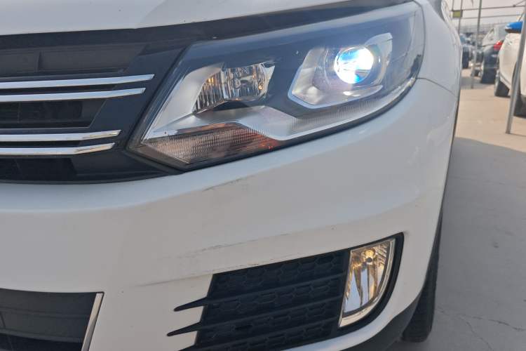 Used Volkswagen Tiguan 2015 1.8TSI Automatic Two-Wheel Drive Comfort Edition Left Front Headlight