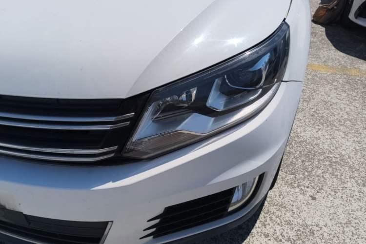 Used Volkswagen Tiguan 2015 1.8TSI Automatic Two-Wheel Drive Comfort Edition Left Front Headlight