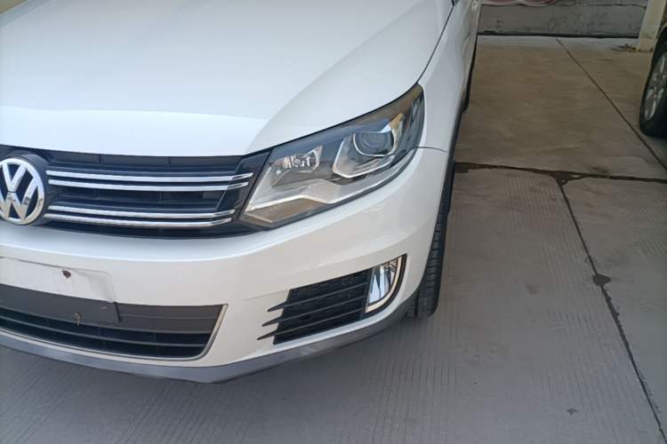 Used Volkswagen Tiguan 2015 1.8TSI Automatic Two-Wheel Drive Comfort Edition Left Front Headlight