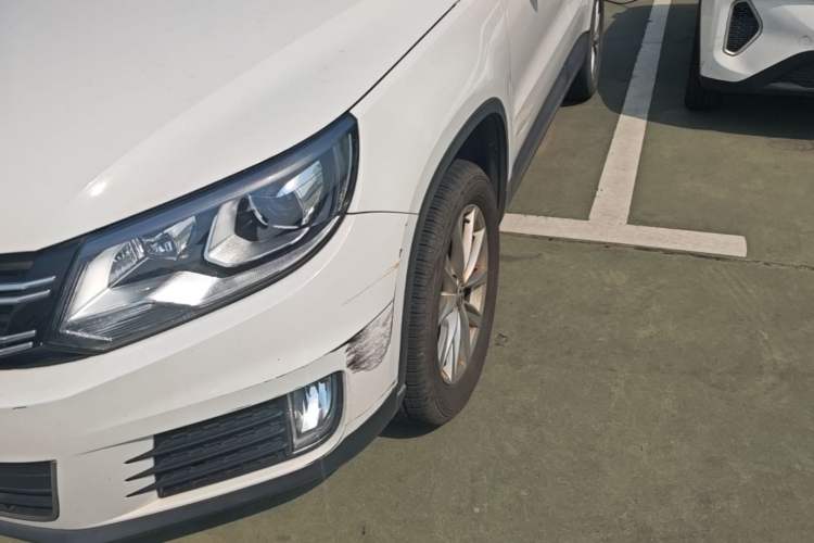 Used Volkswagen Tiguan 2015 1.8TSI Automatic Two-Wheel Drive Comfort Edition Left Front Headlight