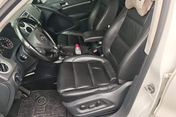Used Volkswagen Tiguan 2015 1.8TSI Automatic Two-Wheel Drive Comfort Edition Left Front Seat