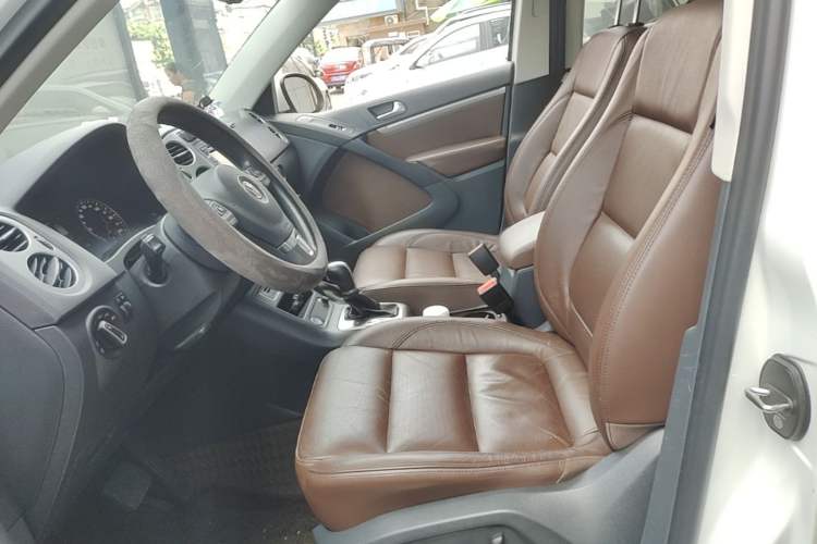 Used Volkswagen Tiguan 2015 1.8TSI Automatic Two-Wheel Drive Luxury Model Left Front Seat