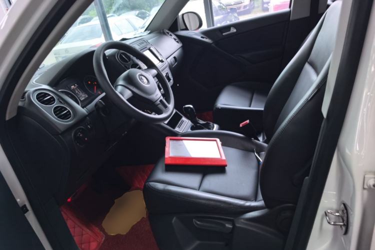 Used Volkswagen Tiguan 2015 1.8TSI Automatic Two-Wheel Drive Trend Edition Left Front Seat