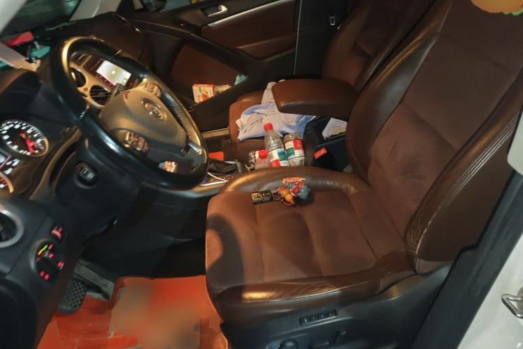 Used Volkswagen Tiguan 2015 2.0 TSI Automatic All-Wheel Drive Flagship Edition Left Front Seat
