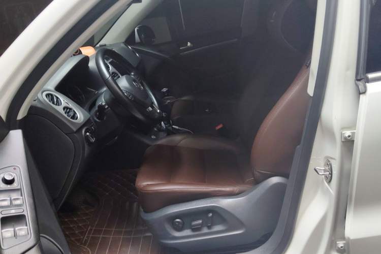 Used Volkswagen Tiguan 2015 1.8TSI Automatic Two-Wheel Drive Luxury Model Left Front Seat