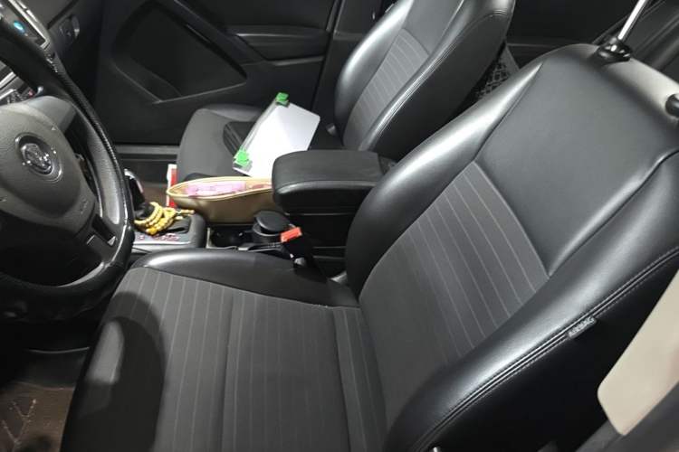 Used Volkswagen Tiguan 2015 1.8TSI Automatic Two-Wheel Drive Trend Edition Left Front Seat