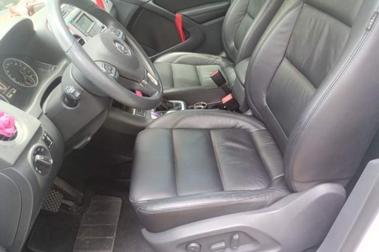 Used Volkswagen Tiguan 2015 1.8TSI Automatic Two-Wheel Drive Comfort Edition Left Front Seat