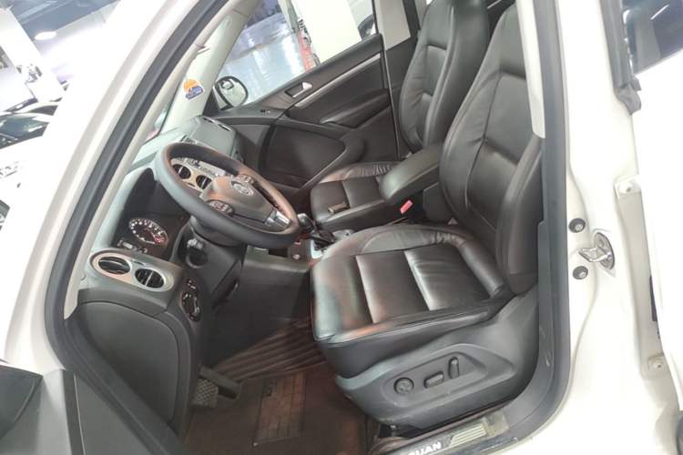 Used Volkswagen Tiguan 2015 1.8TSI Automatic Two-Wheel Drive Luxury Model Left Front Seat