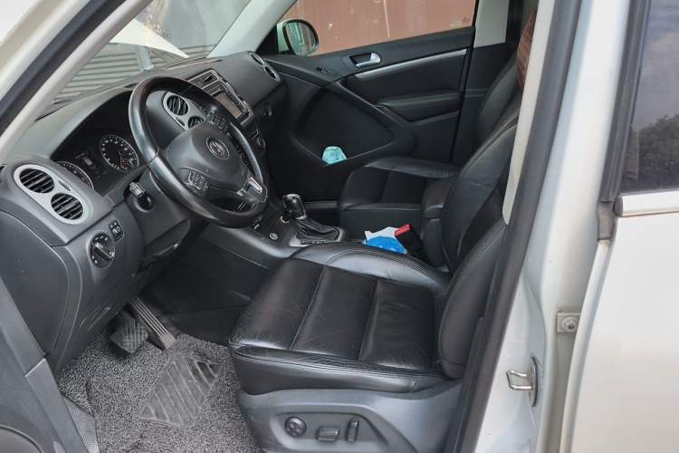 Used Volkswagen Tiguan 2015 1.8TSI Automatic Two-Wheel Drive Luxury Model Left Front Seat