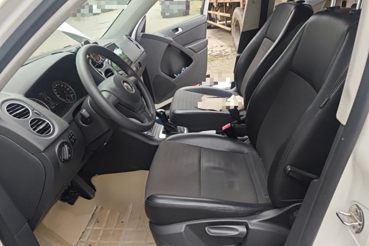Used Volkswagen Tiguan 2015 1.8TSI Automatic Two-Wheel Drive Trend Edition Left Front Seat