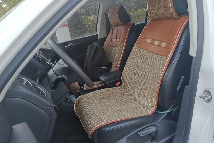 Used Volkswagen Tiguan 2015 1.8TSI Manual Two-Wheel Drive Fashion Edition Left Front Seat