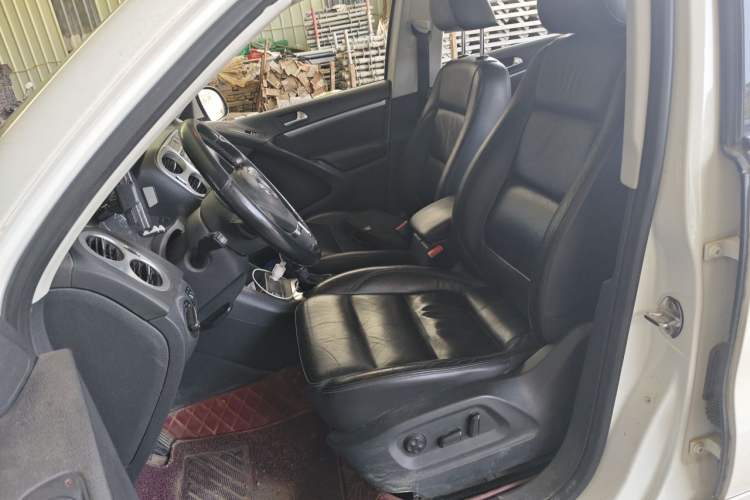 Used Volkswagen Tiguan 2015 1.8TSI Automatic Two-Wheel Drive Luxury Model Left Front Seat
