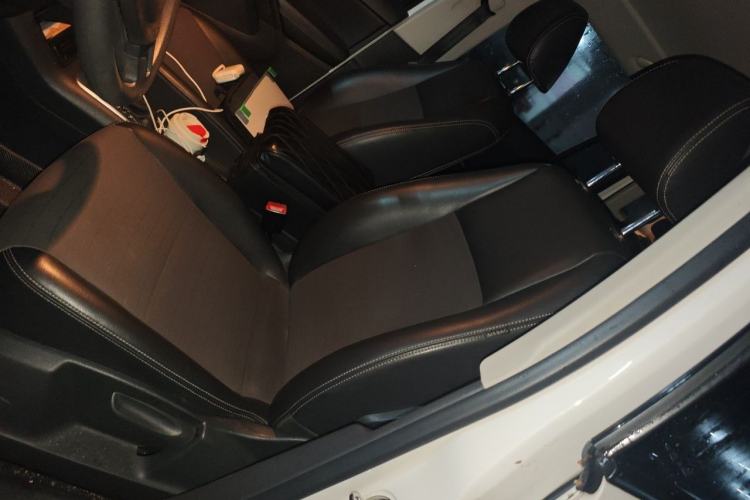 Used Volkswagen Tiguan 2015 1.8TSI Automatic Two-Wheel Drive Trend Edition Left Front Seat