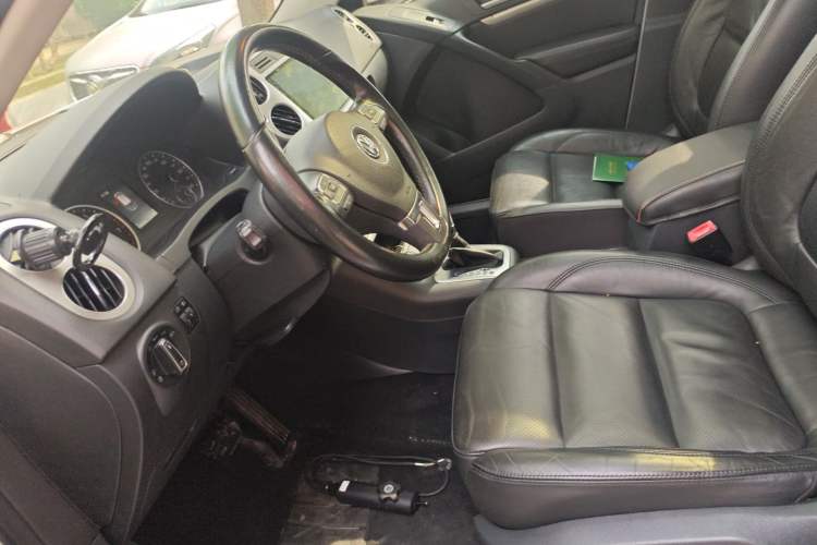 Used Volkswagen Tiguan 2015 1.8TSI Automatic Two-Wheel Drive Luxury Model Left Front Seat
