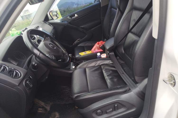 Used Volkswagen Tiguan 2015 1.8TSI Automatic Two-Wheel Drive Comfort Edition Left Front Seat