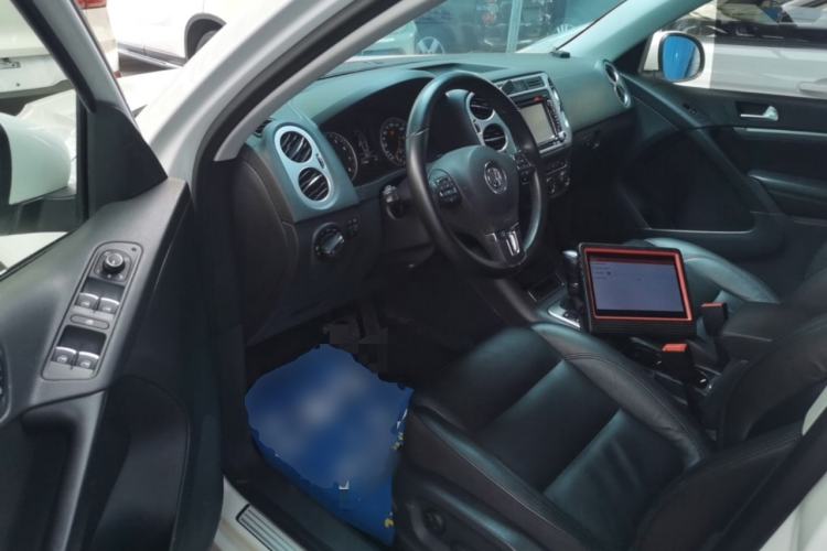 Used Volkswagen Tiguan 2015 1.8TSI Automatic Two-Wheel Drive Comfort Edition Left Front Seat