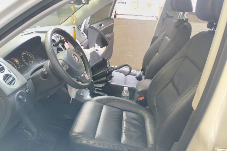 Used Volkswagen Tiguan 2015 1.8TSI Automatic Two-Wheel Drive Luxury Model Left Front Seat