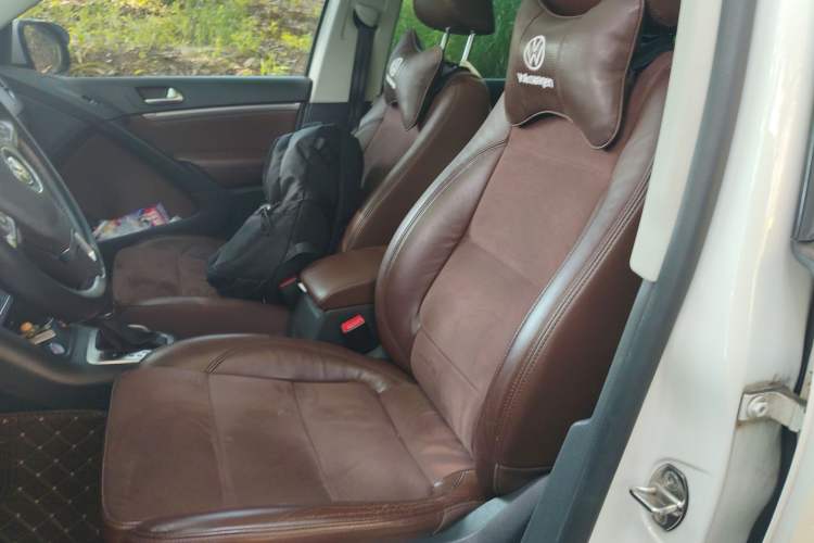 Used Volkswagen Tiguan 2015 2.0 TSI Automatic All-Wheel Drive Flagship Edition Left Front Seat