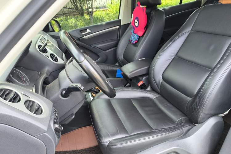 Used Volkswagen Tiguan 2015 1.8TSI Automatic Two-Wheel Drive Comfort Edition Left Front Seat