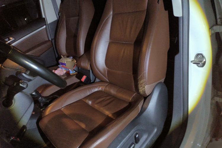 Used Volkswagen Tiguan 2015 1.8TSI Automatic Two-Wheel Drive Luxury Model Left Front Seat