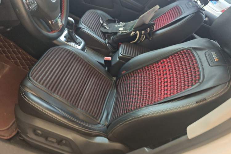 Used Volkswagen Tiguan 2015 1.8TSI Automatic Two-Wheel Drive Comfort Edition Left Front Seat