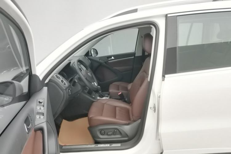 Used Volkswagen Tiguan 2015 1.8TSI Automatic Two-Wheel Drive Luxury Model Left Front Seat