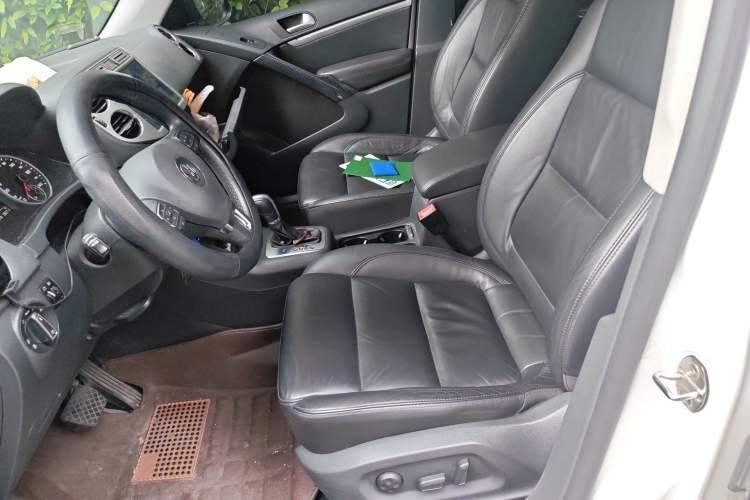 Used Volkswagen Tiguan 2015 1.8TSI Automatic Two-Wheel Drive Comfort Edition Left Front Seat