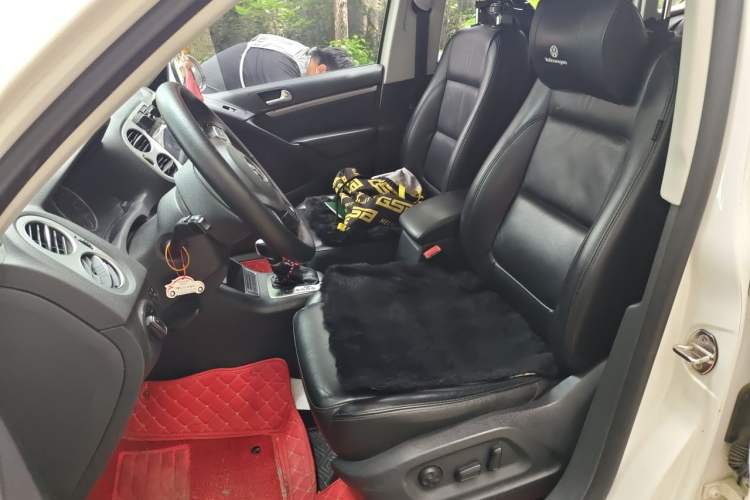Used Volkswagen Tiguan 2015 1.8TSI Automatic Two-Wheel Drive Comfort Edition Left Front Seat