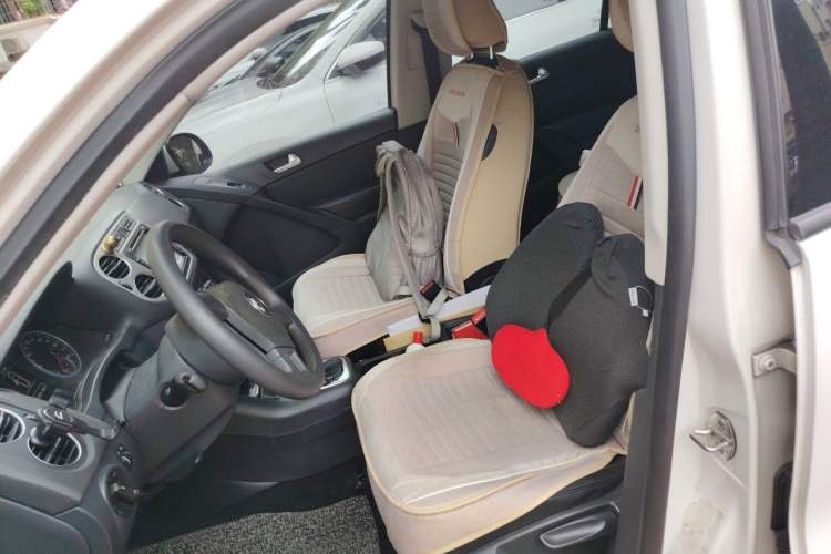 Used Volkswagen Tiguan 2015 1.8TSI Automatic Two-Wheel Drive Trend Edition Left Front Seat