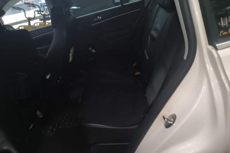 Used Volkswagen Tiguan 2015 2.0 TSI Automatic All-Wheel Drive Flagship Edition Left Rear Seat