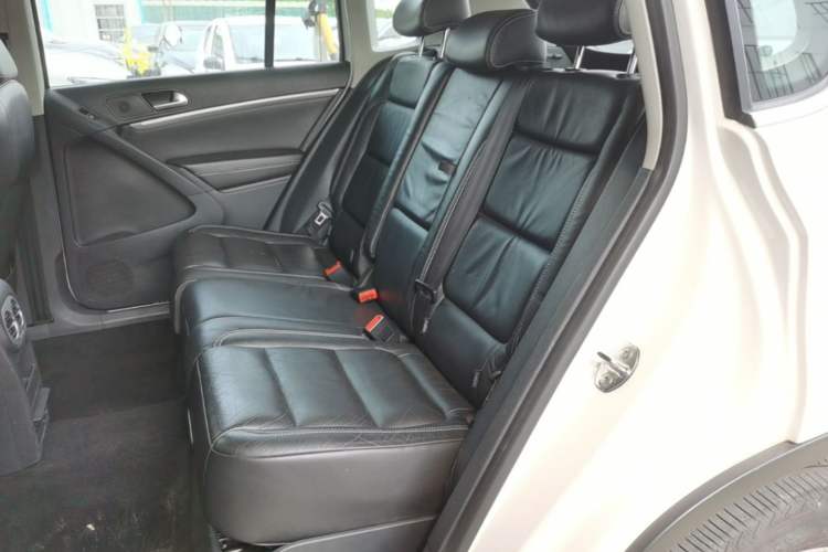 Used Volkswagen Tiguan 2015 1.8TSI Automatic Two-Wheel Drive Luxury Model Left Rear Seat