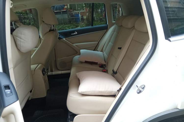 Used Volkswagen Tiguan 2015 1.8TSI Automatic Two-Wheel Drive Luxury Model Left Rear Seat