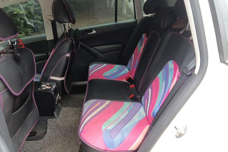 Used Volkswagen Tiguan 2015 1.8TSI Automatic Two-Wheel Drive Trend Edition Left Rear Seat