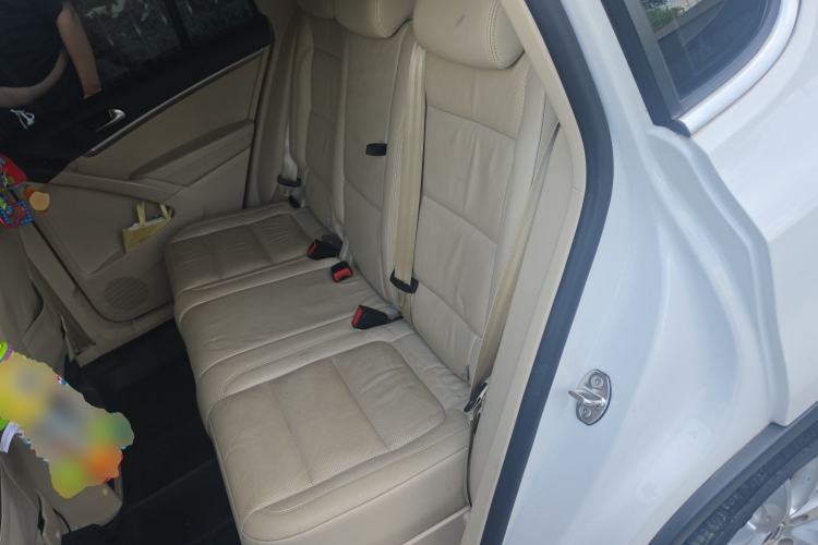 Used Volkswagen Tiguan 2015 1.8TSI Automatic All-Wheel-Drive Luxury Model Left Rear Seat