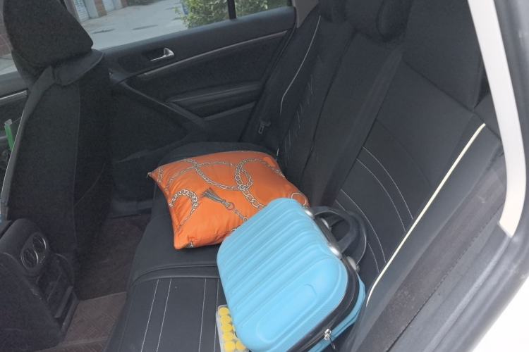Used Volkswagen Tiguan 2015 1.8TSI Automatic All-Wheel Drive Style Vision Edition Left Rear Seat