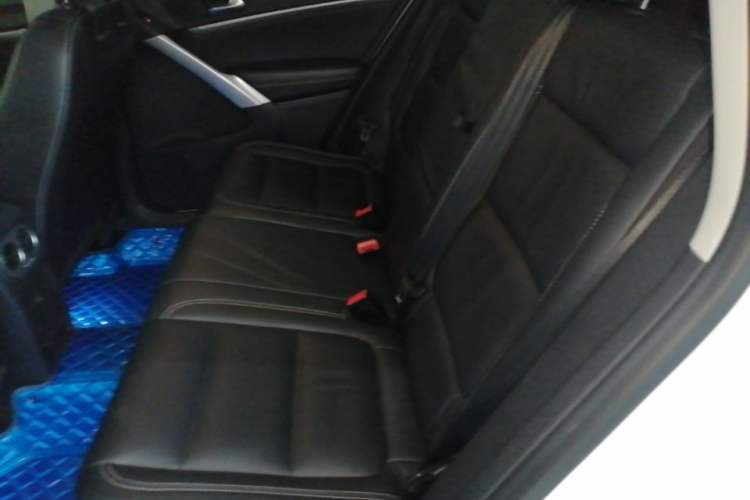 Used Volkswagen Tiguan 2015 1.8TSI Automatic Two-Wheel Drive Luxury Model Left Rear Seat