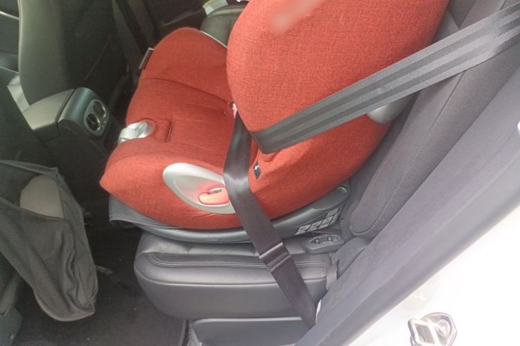 Used Volkswagen Tiguan 2015 1.8TSI Automatic Two-Wheel Drive Comfort Edition Left Rear Seat
