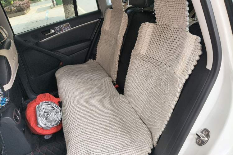 Used Volkswagen Tiguan 2015 1.8TSI Automatic Two-Wheel Drive Luxury Model Left Rear Seat