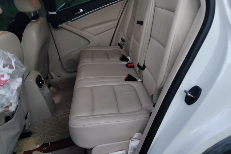 Used Volkswagen Tiguan 2015 1.8TSI Automatic Two-Wheel Drive Luxury Model Left Rear Seat