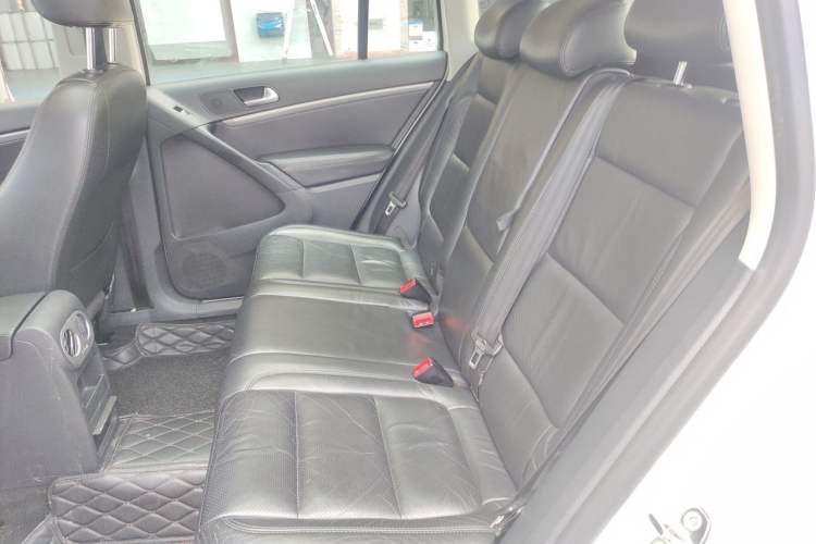 Used Volkswagen Tiguan 2015 1.8TSI Automatic Two-Wheel Drive Luxury Model Left Rear Seat