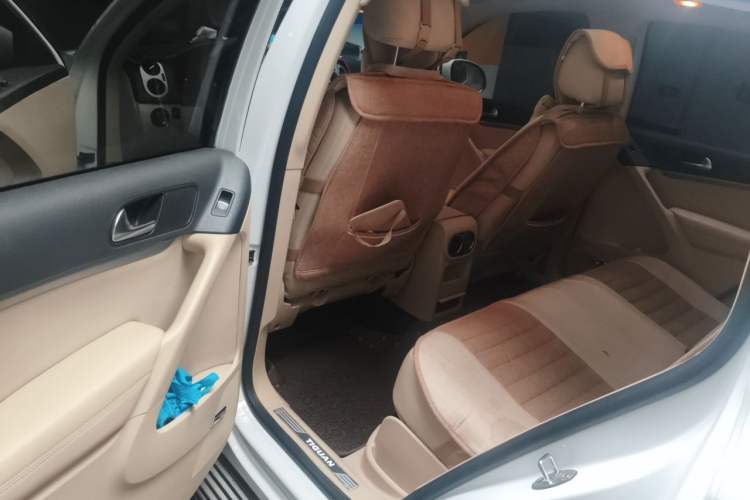 Used Volkswagen Tiguan 2015 1.8TSI Automatic Two-Wheel Drive Luxury Model Left Rear Seat