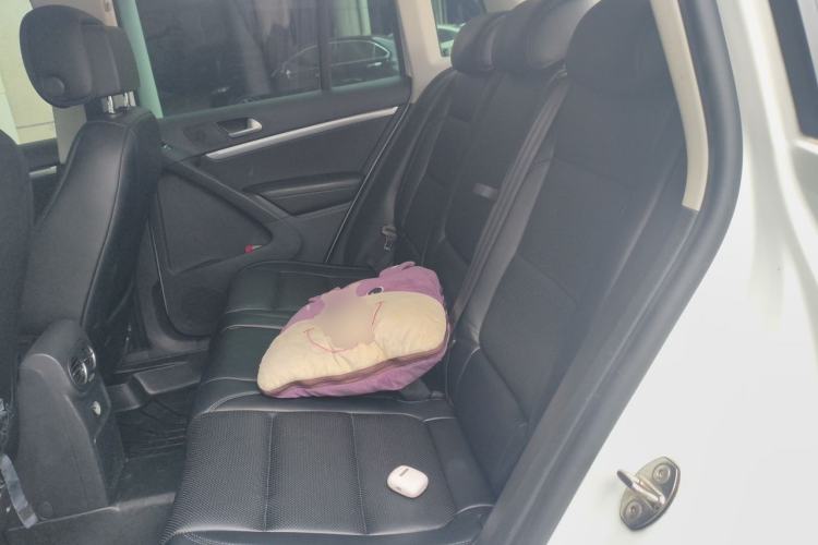 Used Volkswagen Tiguan 2015 2.0 TSI Comfort Edition Left Rear Seat
